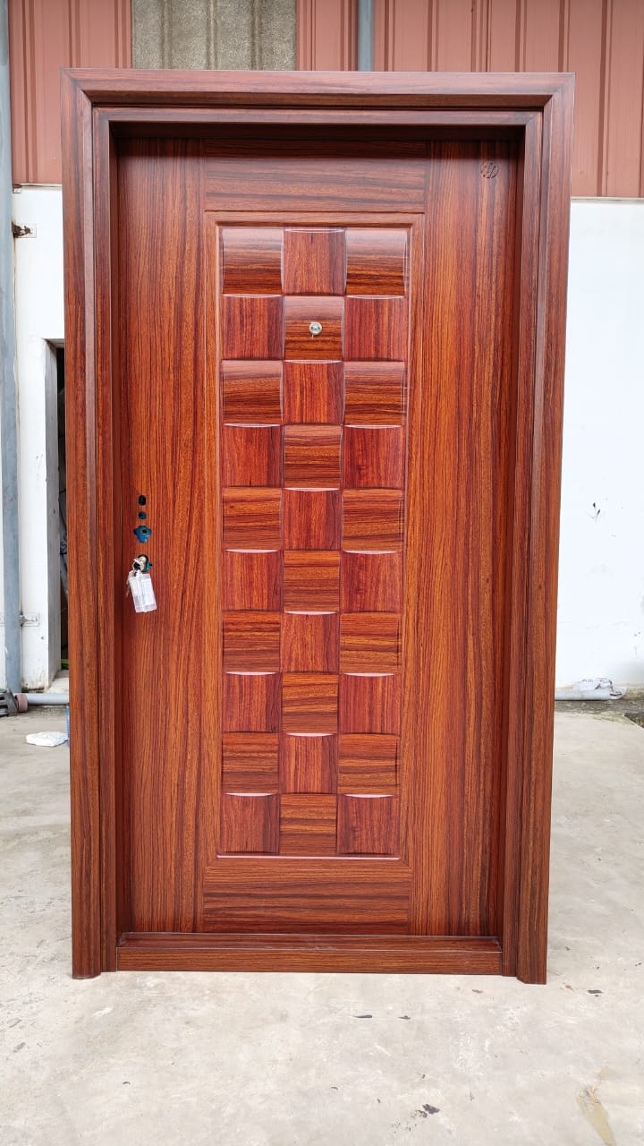 SRK 200 Main Door